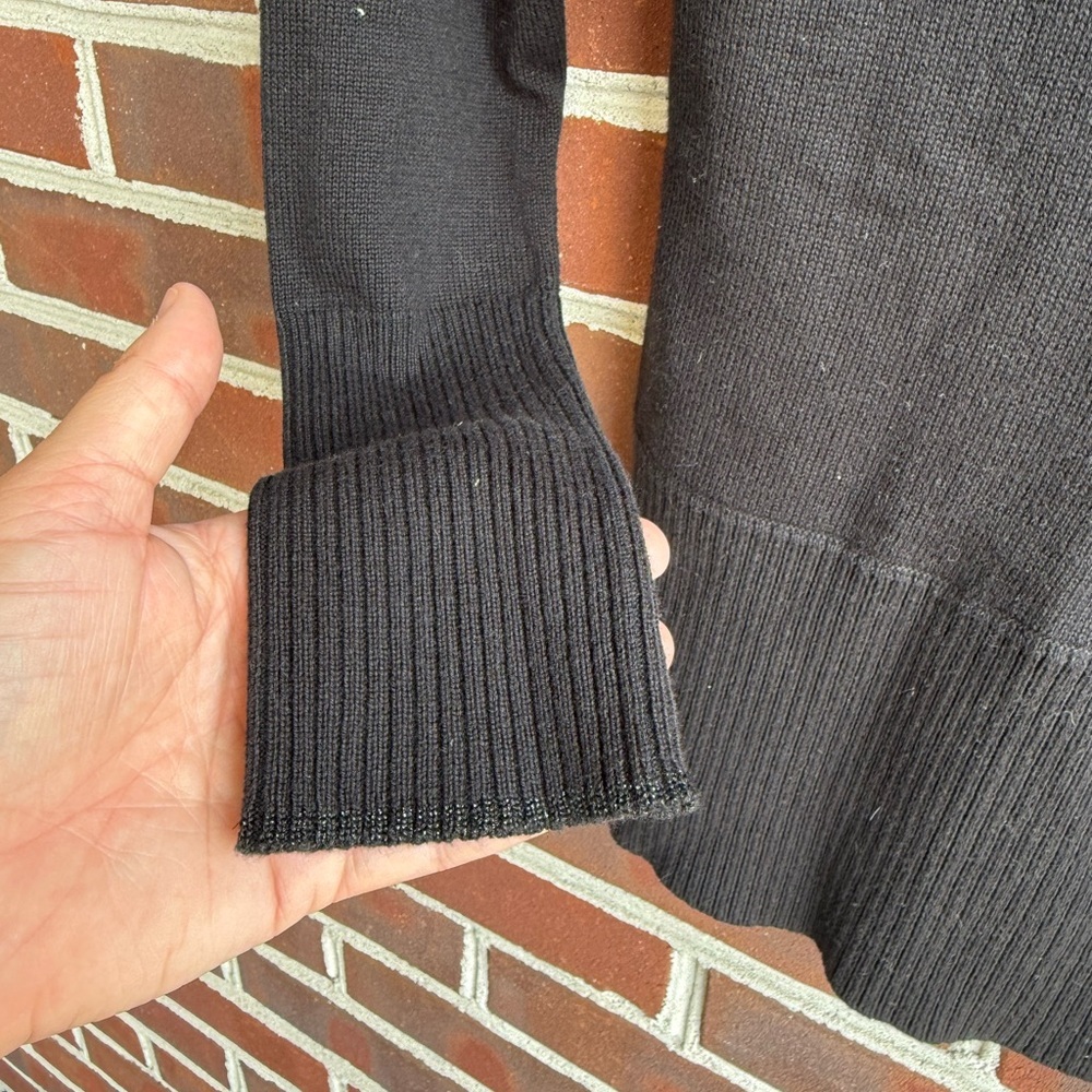 DKNY Y2K Black Long Sleeve V-Neck Top - Picture 5 of 8